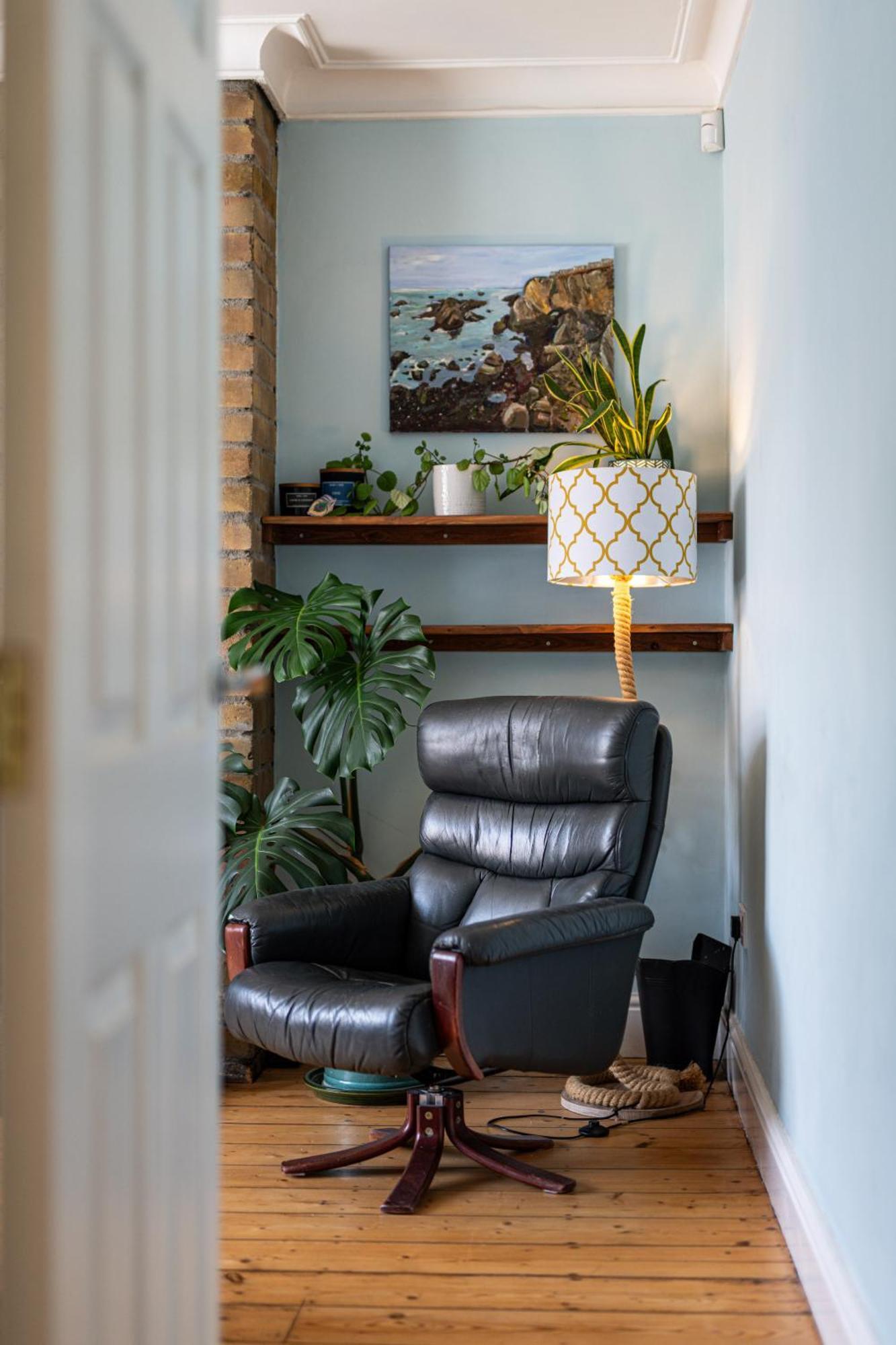 Charming Family Home With Stoves, Garden & Parking ブリストル エクステリア 写真