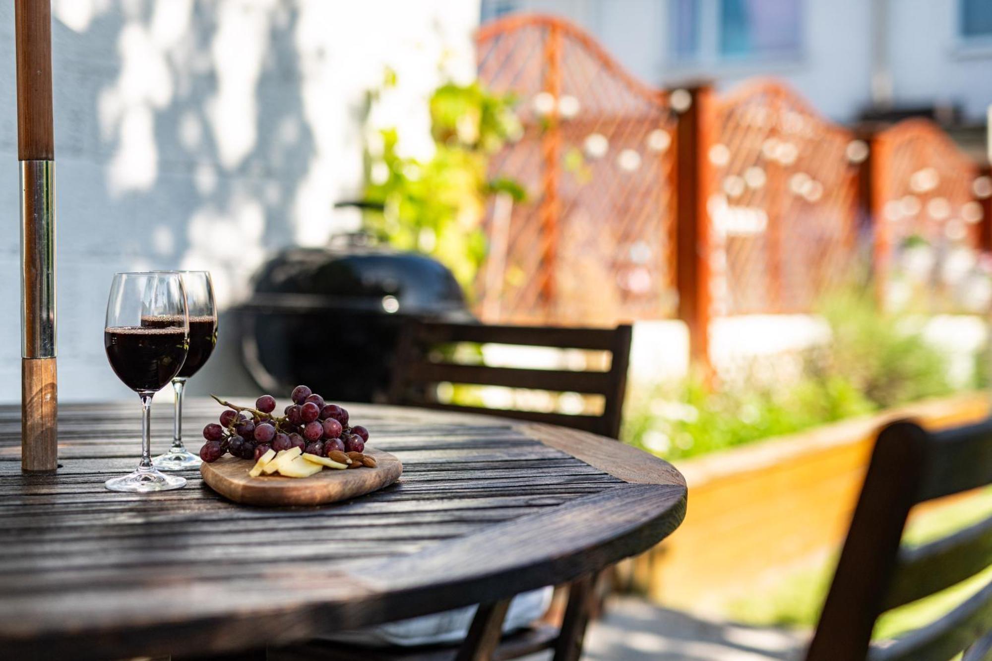 Charming Family Home With Stoves, Garden & Parking ブリストル エクステリア 写真