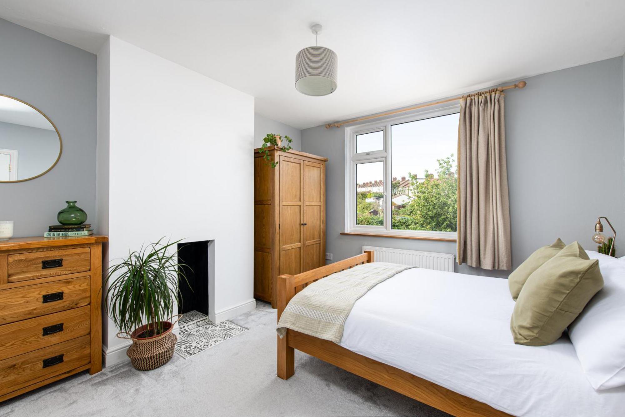 Charming Family Home With Stoves, Garden & Parking ブリストル エクステリア 写真